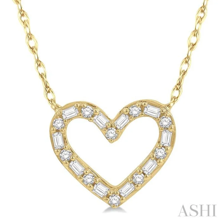 1/4 Ctw Heart Charm Baguette and Round Cut Diamond Necklace in 14K Yellow Gold