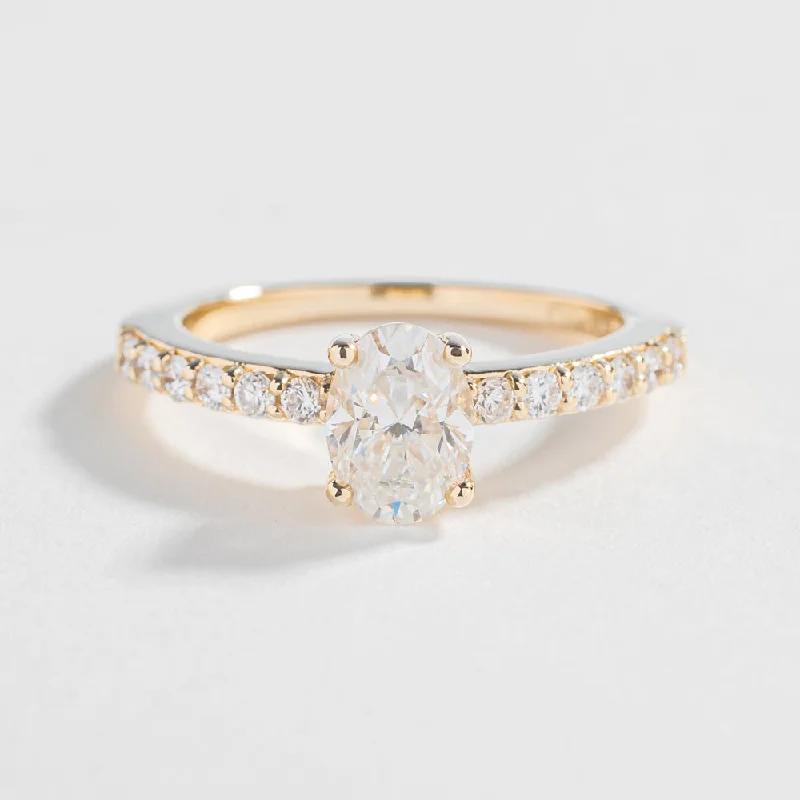 BALLERINA ENGAGEMENT RING | 14K GOLD & LAB DIAMONDS