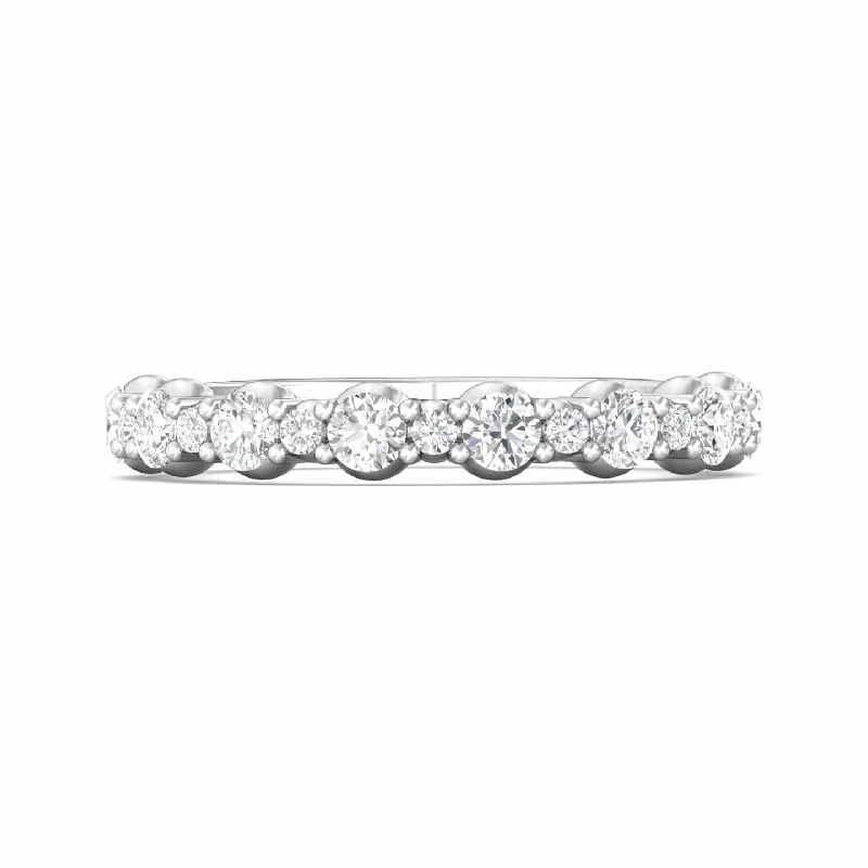 Platinum Alternating Size Diamond Single Prong Band