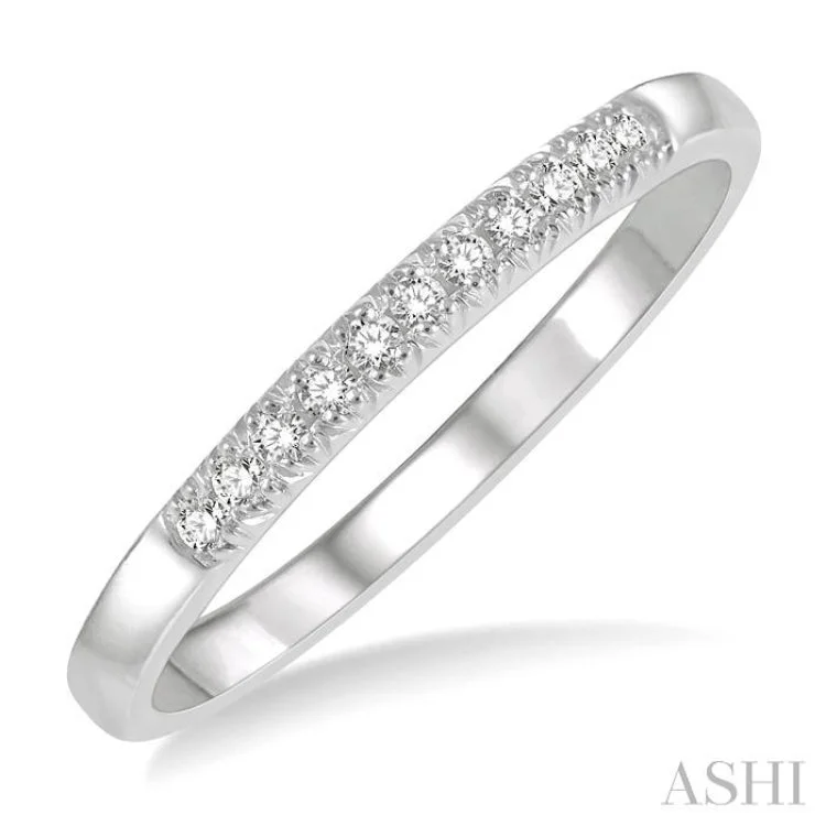 1/10 ctw 11Stones Round Cut Diamond Wedding Band in 14K White Gold