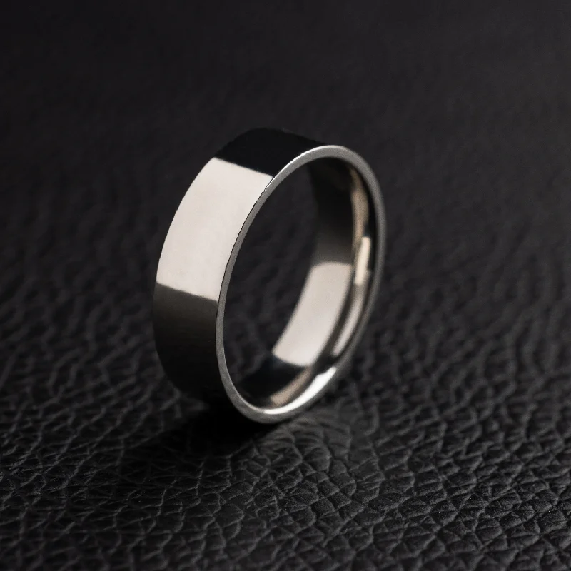 Flat Band Ring in White Gold